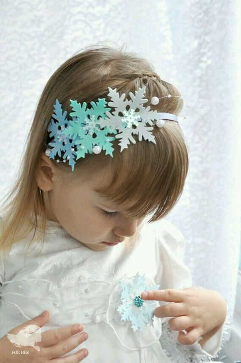 Schnee Party, Burgundy Crown, Snowflake Headband, Fall Flower Crown, Snowflake Hair, Christmas Party Hairstyles, Hair Accessories Crown, Boho Crown, Flower Crown Headband