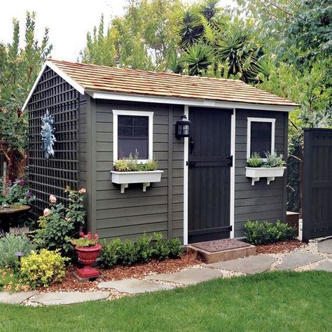 Shed Exterior Ideas, Painted Garden Sheds, Sheds Ideas Backyard, Cottage Garden Sheds, Shed Colors, Small Garden Shed, Painted Shed, Shed Landscaping, Shed Makeover