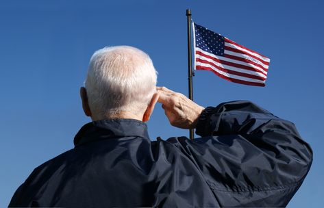 Trying to decide where to settle down after serving your country? Check out this list of the 10 best U.S. cities for veterans and retired military based on affordability, unemployment rate, VA hospital accessibility, family-friendly activities, income taxes, and more! Veterans Day Photos, Happy Veterans Day Quotes, Veterans Day Images, Veterans Day Quotes, Military Retirement, Veteran Car, Armistice Day, Senior Home Care, American Veterans