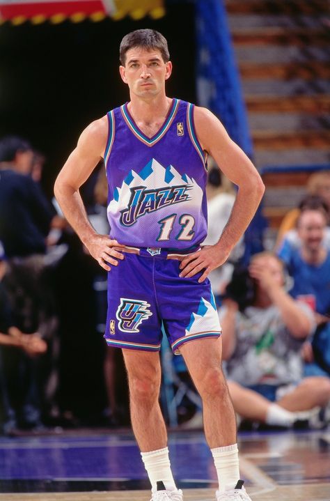 Utah Jazz - John Stockton Nba Moments, All Nba Players, Basketball Outfit, George Gervin, Michael Jordan Pictures, John Stockton, Olympic Basketball, Karl Malone, Basketball Highlights