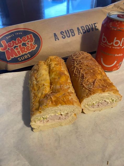 Jersey Mikes Sub, Jersey Mikes, Dr Food, Box Recipes, Salt N Pepper, Plain Jane, Yummy Comfort Food, Lunch Box Recipes, Provolone