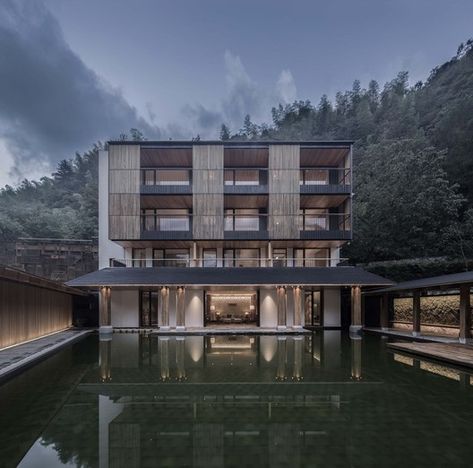 Chinese Mountains, Mountain Hotel, Hangzhou China, Internal Courtyard, Hotel Building, Hotel Architecture, Building Facade, Old Farmhouse, Mountain Resort