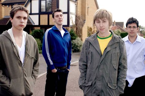 Uk Tv Shows, The Inbetweeners, Teen Tv, Supreme Wallpaper, British Comedy, British Tv, Comedy Series, Comedy Show, Comedy Tv