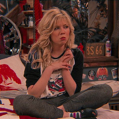 Icarly, Blonde