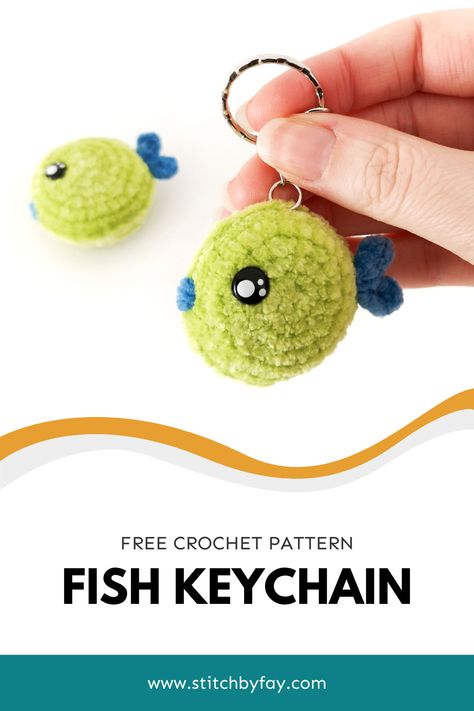 Looking for a fun accessory to brighten up your keys or bag? I've got you covered with this quick and easy crochet fish pattern. This is a no-sew pattern that works up in under an hour. Crochet Fish Patterns, Fish Keychain, Crochet Keychains, Keychain Pattern, Crochet Fish, Crochet Keychain Pattern, Fish Pattern, Unique Keychains, Rainbow Crochet