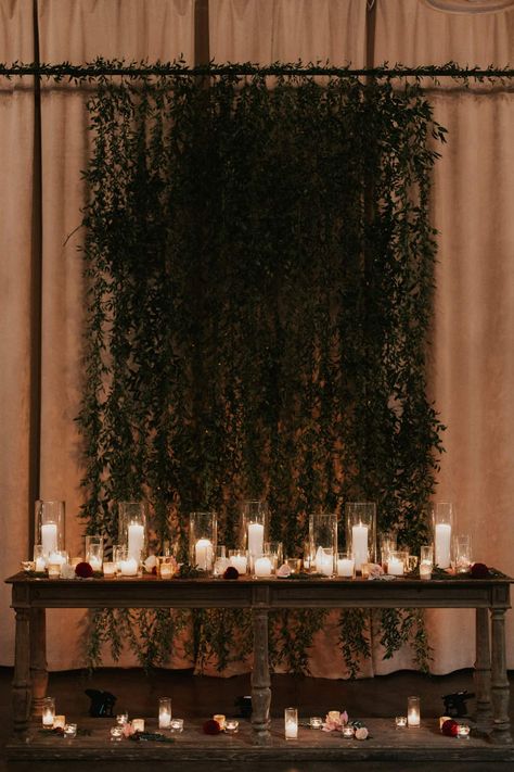 Moody Rustic Wedding, Romantic Moody Wedding, Moody Modern Wedding, Moody Minimalist Wedding, Stone Wedding, Moody Wedding Aesthetic, Pnw Wedding Decor, Moody Botanical Wedding, Moody Luxe Wedding