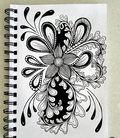 Exploring the beauty of intricate black and white line art! 🌿🖤 This hand-drawn piece combines floral and paisley patterns, showcasing elegant curves and bold contrast. Each detail is a journey into the whimsical world of pen and ink. What do you see when you look at it? Art by: @art_caroljones #LineArt #InkDrawing #BlackAndWhiteArt #DoodleArt #FloralDesign #PaisleyPattern #HandDrawn #ArtLovers #Illustration #CreativeDrawing Floral Illustrations Black And White, Photography Scrapbook, Black And White Doodles, Great Doodle, Patterns Drawing, Black And White Line Art, White Line Art, Black And White Lines, White Line