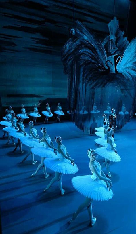 Swan Lake Ballet Aesthetic Swan Lake, Swan Lake Aesthetic Ballet, Swan Lake Ballet Aesthetic, Swan Lake Aesthetic, Swan Lake Dance, Ballet Swan Lake, Ballet Wallpaper, Swan Lake Ballerina, Art Academia