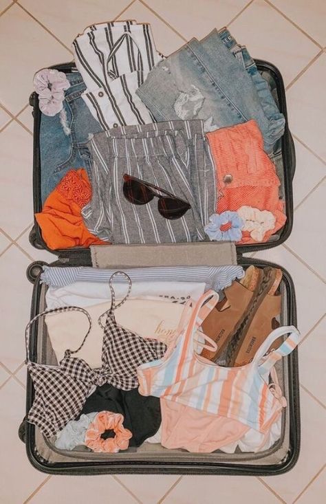 #fashion #clothing Camping Gear Checklist, Summer Packing, Travel Bag Essentials, Road Trip Packing, Travel Gadgets, Suitcase Packing, Vacation Packing, Travel Goals, Travel Inspo