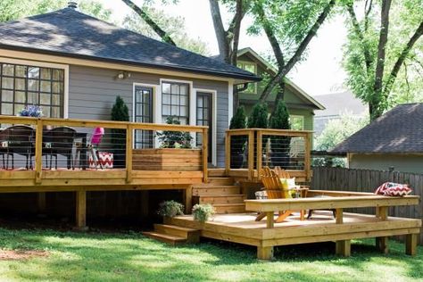 Dreaming about a new deck and designing a new deck are not one in the same. It’s important your design not only looks good but that it works well with your lifestyle. Patio Plan, Building A Porch, Patio Deck Designs, Deck Designs Backyard, Deck Plans, Decks Backyard, Diy Deck, House With Porch, Backyard Deck