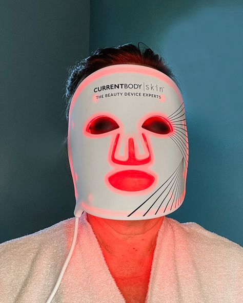 Currentbody Led Mask, Red Light Therapy Before And After, Red Light Mask, Red Light Therapy Mask, Red Light Therapy Benefits, Red Led Light Therapy, Led Light Mask, Light Therapy Skin, Mud Masks