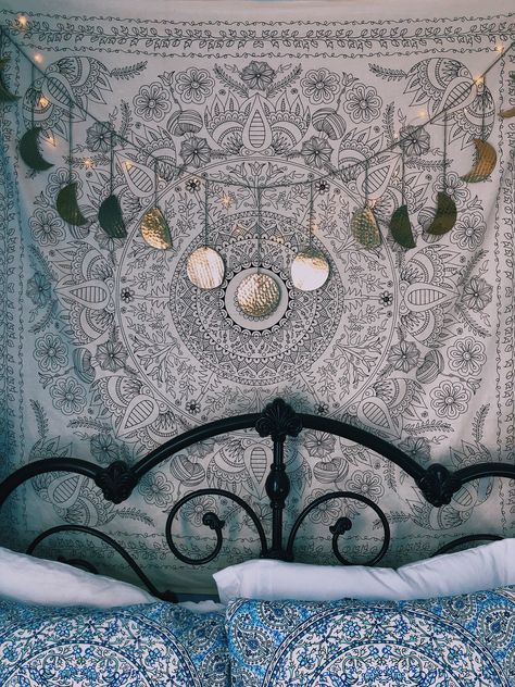 #room #tapestry #lights #roomdecor #urbanoutfitters #moons #walldecor Bedroom Tapestry Aesthetic, Cute Tapestries, Tapestry Bedroom Aesthetic, Wall Drawing Ideas, Massage Room Decor, Music Bedroom, Celestial Tapestry, Frame Wall Collage, Blue Tapestry