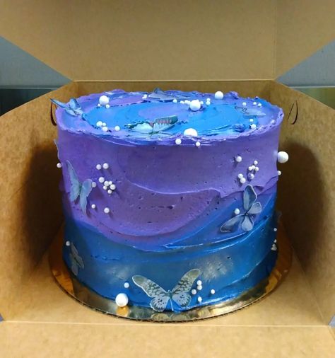 Petal Bakery on Instagram: “Purple and blue butterfly cake! 🦋” Blue And Purple Butterfly Cake, Blue And Purple Birthday Cake, Blue And Purple Cake, Purple Butterfly Cake, Lightning Mcqueen Cake, Mcqueen Cake, Red Birthday Cakes, Purple Cakes Birthday, Blue Birthday Cakes