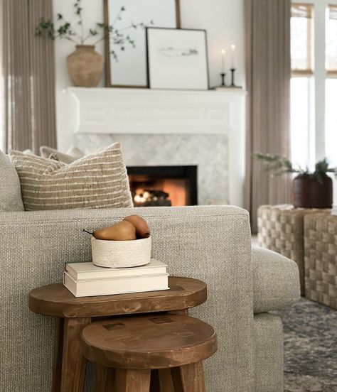 Modern Mantle, Organic Modern Living Room, Organic Living Room, Interior Design Boards, Sofa Colors, Living Room Decor Modern, Apartment Inspiration, Living Room Inspo, Living Room Style