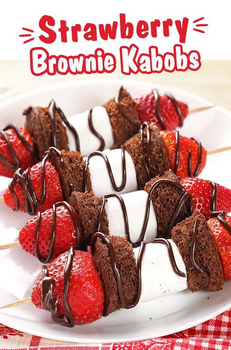 Strawberry Shortcake Kabobs Skewers, Strawberry Kabobs Skewers, Brownie Kabobs, Strawberry Kabobs, Strawberry Shortcake Kabobs, Strawberry Brownie, Dessert Kabobs, Mini Brownie Bites, Valentine Strawberries