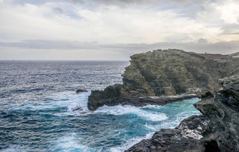 Hawaii Oahu North Shore - Free photo on Pixabay House Of Salt And Sorrows, Oahu North Shore, Beach Home Interiors, North Shore Oahu, Castle Aesthetic, Hawaii Oahu, Tropical Beaches, Group Pictures, Hawaii Beaches