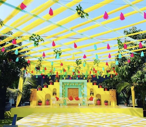 Outdoor Mehendi setup with such colorful hues is a real happiness..

Decor @afsanasflair 

Follow @decoradee for Ideas about Indian Wedding Decor

#wedmegood #weddingsutra #shaadisaga #shaadimagic #weddingz #WeddingInspiration #decoration #weddinginspo #instawedding #weddingflowers #haldiceremony #weddingreception #traditionalwedding Holud Decoration, Mehendi Setup, Haldi Stage, Rooftop Decor, Haldi Decoration Ideas, Mehendi Decor Ideas, Real Happiness, Mehendi Decor, Indian Wedding Decor