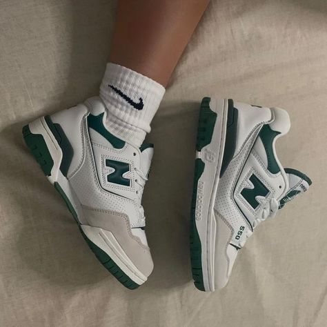 Green New Balance, Nb Shoes, Dr Shoes, Wardrobe Goals, Shoe Ideas, Shoes Outfit Fashion, Shoe Wishlist, Cute Nike Shoes, Shoes Outfit