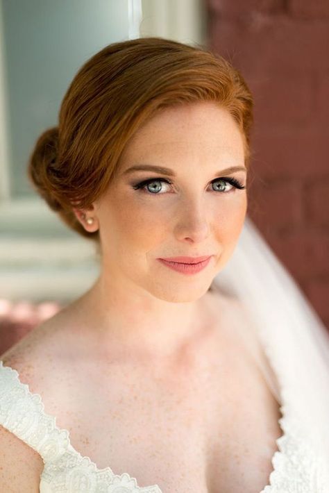 30 Gorgeous Wedding Makeup Looks ~  we ❤ this! moncheribridals.com #bridalmakeup Wedding Makeup Redhead, Redhead Bride, Make Up Sposa, Redhead Hairstyles, Pale Skin Makeup, Gorgeous Wedding Makeup, Pale Makeup, Redhead Makeup, Best Wedding Makeup