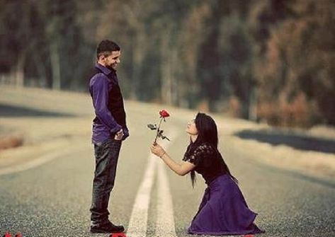 girl-propose-to-guy Propose Day Wallpaper, Happy Propose Day Image, Happy Propose Day Quotes, Propose Day Images, Propose Day Quotes, Happy Propose Day, Love Proposal, Propose Day, Ways To Propose