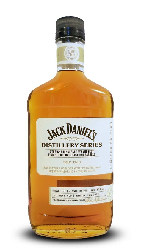 Distillery Series # 9 – Oak Barrel Rye | Jack Daniels Bottles Jack Daniels Drinks, Whisky Club, Jack Daniels Bottle, Jack Daniels Distillery, Single Malt Whiskey, Pecan Wood, Gentleman Jack, Cigars And Whiskey, Rye Whiskey