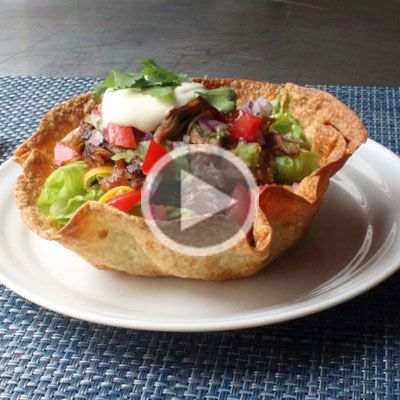 Taco Salad Shells Tortilla Bowls, Tortilla Bowls Baked, Taco Salad Shells, Taco Salad Bowls, Tortilla Bowls, Tostada Recipes, Authentic Mexican Recipes, How To Make Tortillas, Fried Tortillas