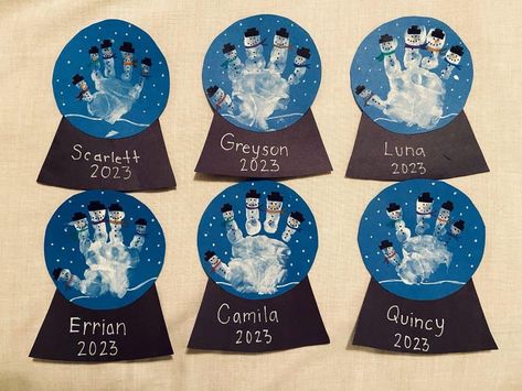 Winter Painting Preschool, Snowman Crafts For Infants, Christmas Crafts For Toddlers Preschool Winter Activities, Snow Themed Crafts For Toddlers, Handprint Snow Globe, Xmas Art For Toddlers, December Craft Preschool, Handprint Snowman Craft, Handprint Snowglobe Craft