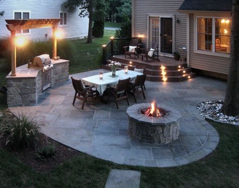 Patio With Fire Pit, Small Outdoor Patios, Backyard Layout, Patio Grill, Patio Layout, Backyard Design Layout, Outdoor Patio Designs, Outdoor Patio Table, Backyard Grilling