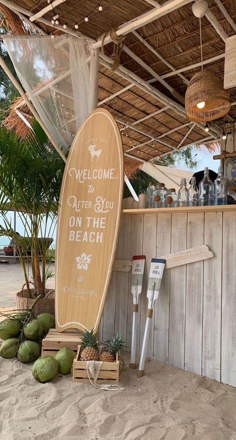 Beachside Restaurant Design, Coffee Surf Shop, Surf Cafe Interior, Tulum Cafe, Surf Restaurant, Beach Restaurant Aesthetic, Beach Restaurant Design, Beachside Cafe, Outer Banks Aesthetic