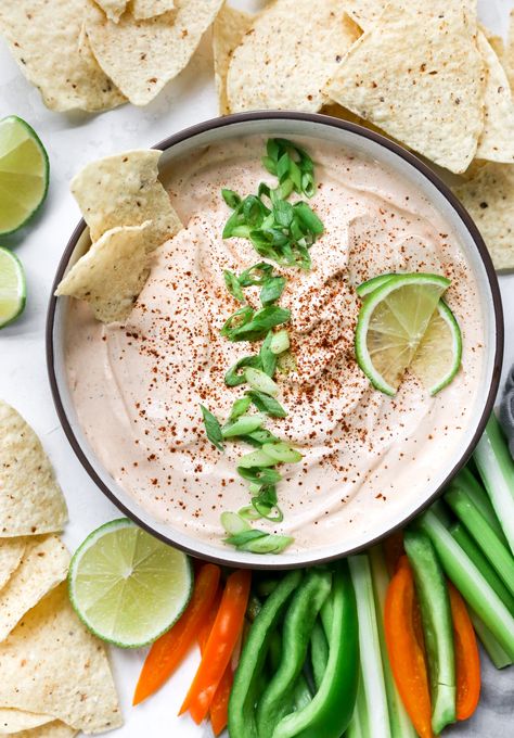 Easy Chipotle Ranch Dressing or Dip Chipotle Ranch Recipe, Chipotle Ranch Dressing Recipe, Chipotle Ranch Dressing, Chipotle Dressing, Chipotle Ranch, Ranch Dressing Recipe, Ranch Recipe, Salad Recipes For Dinner, Dressing Recipe