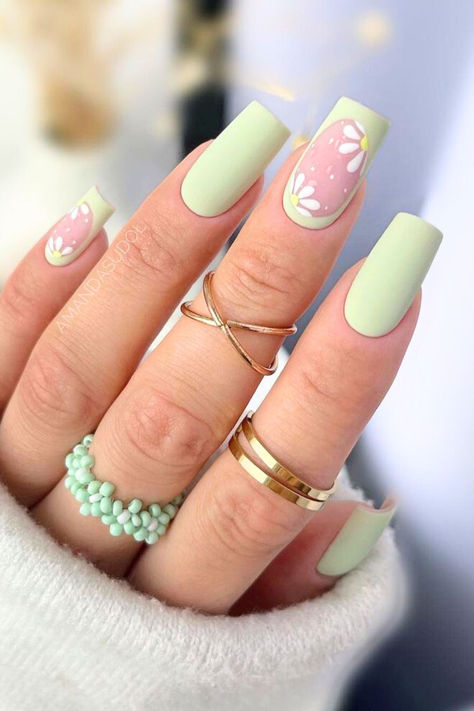 soft green April nails Harry Potter Nails Designs, Year Nails, Fancy Nail Art, Pink Chrome Nails, April Nails, Green Nail Art, Cute Simple Nails, Green Nail Designs, Ombre Acrylic Nails