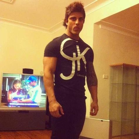 #zyzz Aziz Shavershian, Zyzz Pose, Gym Inspiration, Gym Fit, Shoulder Workout, Gym Men, Bodybuilding, Men's Polo Shirt, Gym