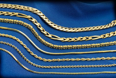 Types of Necklace Chains : How to Choose Between the Different Chain Styles : Arden Jewelers Types Of Chains Jewelry, Types Of Necklace Chains, Types Of Necklace, Types Of Chains, Jewelry Chain Types, Chain Types, Jewelry Chain, Figaro Chains, Flexible Design