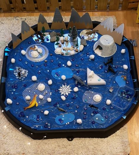 Artic Tuff Tray, Polar Tuff Tray, Winter Mark Making Activities Eyfs, Arctic Tuff Tray, Artic Tuff Tray Ideas, January Tuff Tray Ideas, Winter Tuff Tray Ideas Eyfs, Winter Tuff Tray Ideas, Winter Tuff Tray