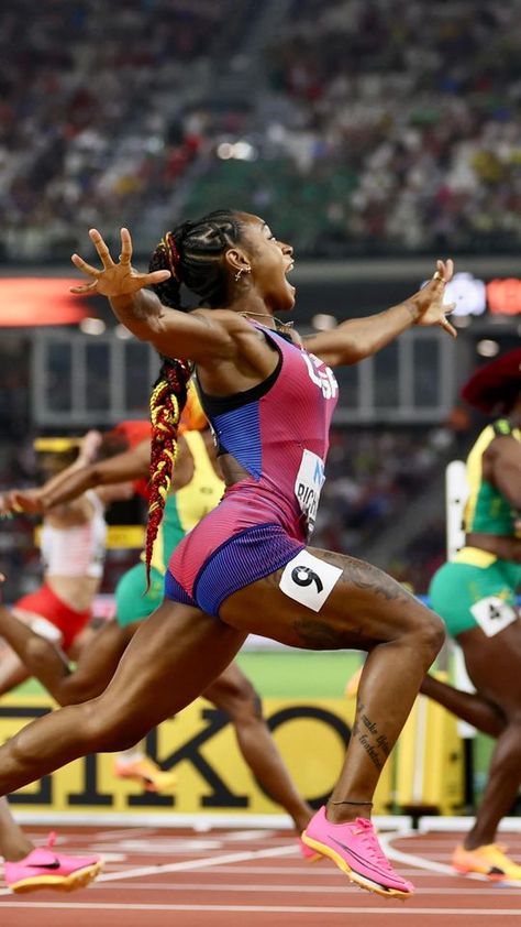 Female Sprinter, Sha Carri Richardson, Olympic Runners, Field Athletes, Work For The Lord, Sports Track, Running Track, Sports Aesthetic, Photoshoot Concept