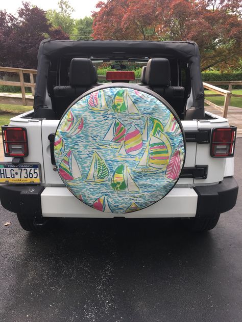 Lilly Pulitzer jeep tire cover Lilly Pulitzer Jeep, Jeep Tire Covers, Jeep Spare Tire Covers, Jeep Hair, Jeep Tire Cover, Turtle Decor, Jeep Mods, Car Deco, Spare Tire Covers