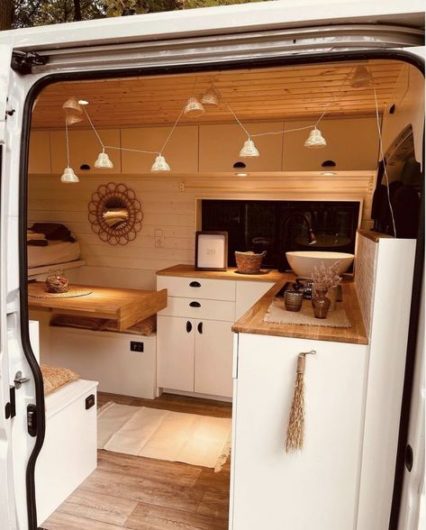 Bus Life Interior, Small Campervan Interior, Converted Van, Converted Vans, Bus Conversions, Tiny House Camper, Kombi Home, Caravan Renovation, Van Conversion Interior