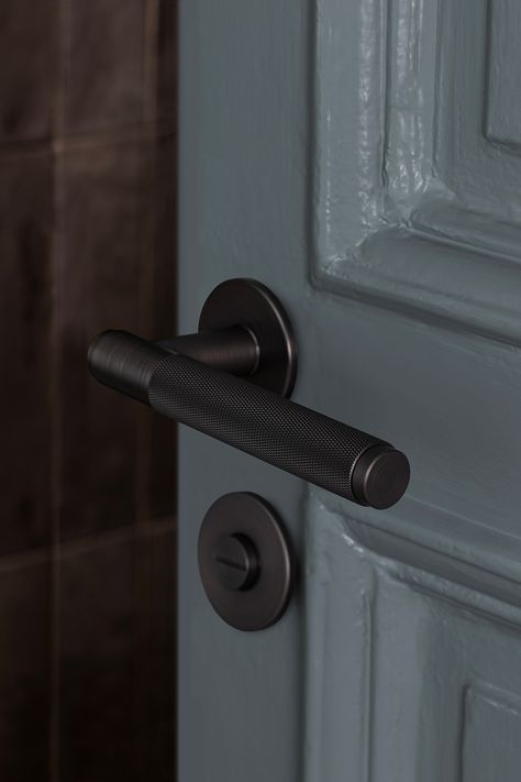 Interior inspiration starts with the details. For hallways, kitchens, bedrooms and living spaces, look to your doors as a place to elevate your interiors. Bring your doors alive with the finesse of solid metal details like the Buster + Punch door handle and matching thumbturn lock. Details are one of the key elements of a refined, seamless interior and are an investment that always pays off. Buster And Punch Handles, Metal Door Handle, Door Handle With Lock, Door Handles Modern, Buster Punch, Door Inspiration, Exterior Door Handles, Metal Door, Internal Doors