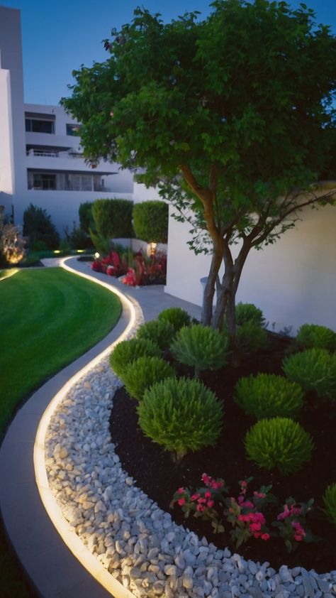 Expensive Landscaping Ideas, Around House Landscaping Ideas, Big Garden House, Modern Small Backyard Design, Curve Landscape Design, Backyard Oasis Ideas Inspiration, Dream Garden Modern, Herb Gardens Outdoor Design, Garden Lighting Ideas Landscaping