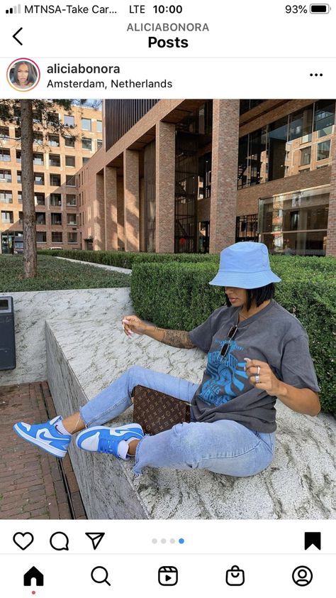 Denim Bucket Hat Outfit Black Women, Bummy Outfits Summer, Light Blue Shirt Outfit, Outfits Summer Casual, Bummy Outfits, Sneaker Fits, Bucket Hat Outfit, Things To Wear, Outing Outfit