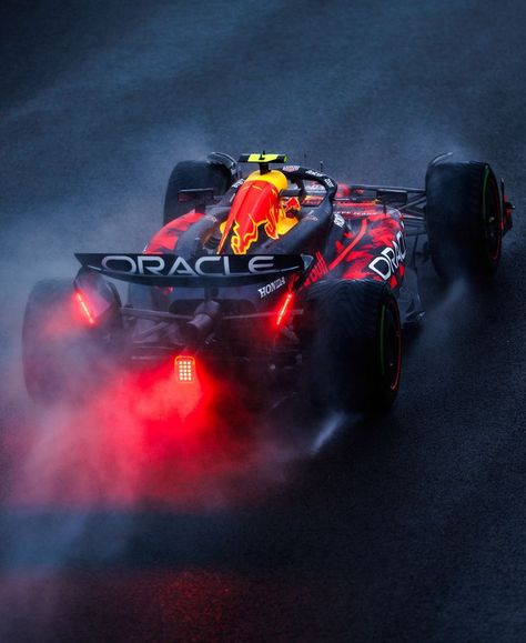 Racing Aesthetic, Redbull Racing, Road Trip Photography, Red Bull F1, Formula 1 Car Racing, Mclaren Mercedes, Formula Racing, Formula 1 Car, Red Bull Racing