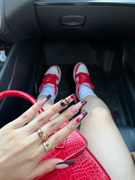 Nails Acrylic The Weeknd, The Weeknd Inspired Nails, The Weeknd Nails Design, The Weeknd Nails, Xo Nails, Inspo Acrylic Nails, Weekend Nails, Nail Inspo Acrylic, Nails Long Acrylic