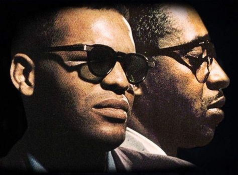 https://www.youtube.com/watch?v=loKscILy_9I  "How Long Blues" - Ray Charles & Milt Jackson (USA, 1958)  #TrackoftheDay Milt Jackson, Charles Robinson, Ray Charles, September 23, The Genius, Blue Ray, American Singers, Square Sunglasses Men, Singer Songwriter