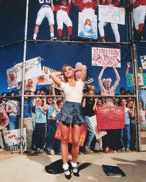 Nineties Violet 🔮 on Instagram: "Britney Spears photographed by David LaChappelle for Rolling Stone Magazine, 1999." Basketball Court Photoshoot, Anthony Misiano, Britney Spears 1999, Helen Williams, Greg Kadel, Chris Noth, Britney Spears Photos, Daria Werbowy, Hugo Weaving