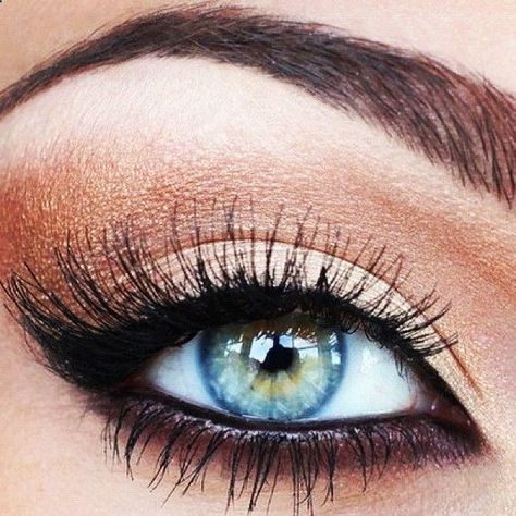 copper black eye makeup for blue/green eyes Makeup Tips For Blue Eyes, Make Up Sposa, Black Eye Makeup, Blue Eyes Pop, Makeup Tip, Make Up Inspiration, Smink Inspiration, Perfect Eyebrows, Eye Makeup Tips