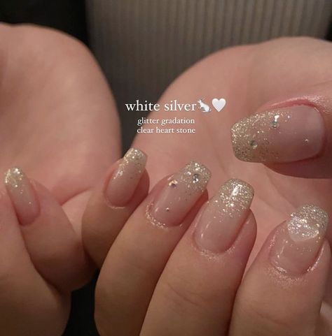 Korean Nail Acrylic, Korean Prom Nails, Korean Coffin Nail Ideas, Korean Nail Aesthetic, Cute Korean Nails Simple, Gel Nails Ideas Korean, Korean Square Nails, Sparkle Nails Aesthetic, Korean Nail Art Acrylic