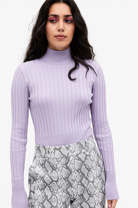 Ribbed turtleneck - Purple - Turtleneck tops - Monki WW Light Purple Turtleneck, Purple Turtleneck, High Rise Style, High Neck Top, Striped Turtleneck, Long Sleeve Knit Sweaters, Wool Turtleneck, Ribbed Turtleneck, Festival Looks