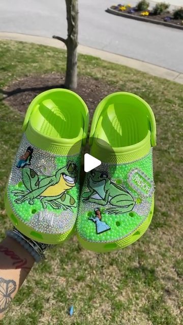 @blingedbyliy on Instagram: "Do you guys remember these? 🐸👸🏽😁😁

⚠️Want to learn how to customize shoes like me? Click the link in my bio to watch my how to videos and join my group chat 🫶🏽⚠️

- The quickest and easiest way to get a response is by following the messaging prompt located on my page! 💕 
✨PLEASE BE PATIENT AND RESPECTFUL ✨

#customcrocs #blingedoutcrocs #blingedout #blingcrocs #customs #custommade #customcrocs #blingshoes #blingbling #crocs #designercrocs #theyenvyliy #crocswomen #customshoes #blingedbyliy #757artist #757art #crocgirlsummer #crocgirl #crocs #customeverything #blingbling #blackowned #blackgirlmagic #smallbusinessowner #largebusinessowners" Designer Crocs, Bling Shoes, Custom Shoes, Summer Girls, No Response