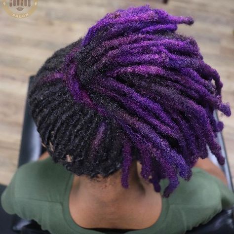 Purple Highlights on Locs Boxed Hair Color, Purple Dreads, Colored Dreads, Lighter Hair, Beautiful Dreadlocks, Short Locs Hairstyles, Dreadlock Styles, Dreads Styles, Dread Hairstyles