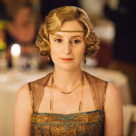 Lady Edith Crawley, Edith Crawley, Downton Abbey Season 6, Phyllis Logan, Downton Abbey Costumes, Mary Crawley, Downton Abbey Movie, Downton Abbey Series, Laura Carmichael